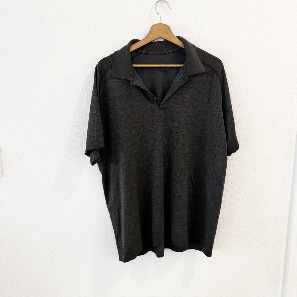 Lululemon- Men’s Heathered Grey Polo - XXL